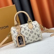 Louis Vuitton Speedy Bags